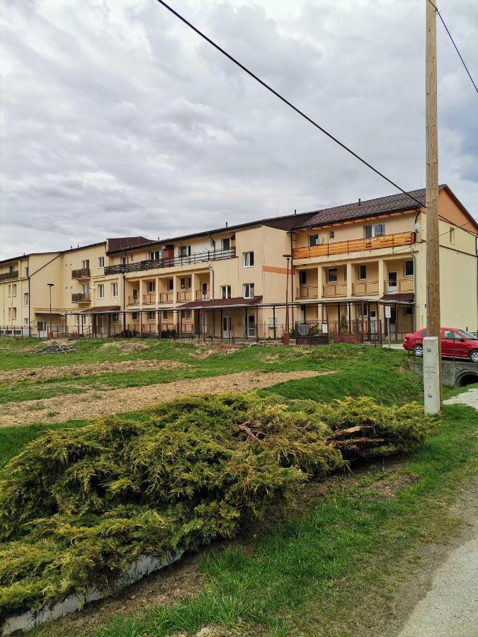 Lúčky Apartman Family S Vyhladom Na Choc מראה חיצוני תמונה